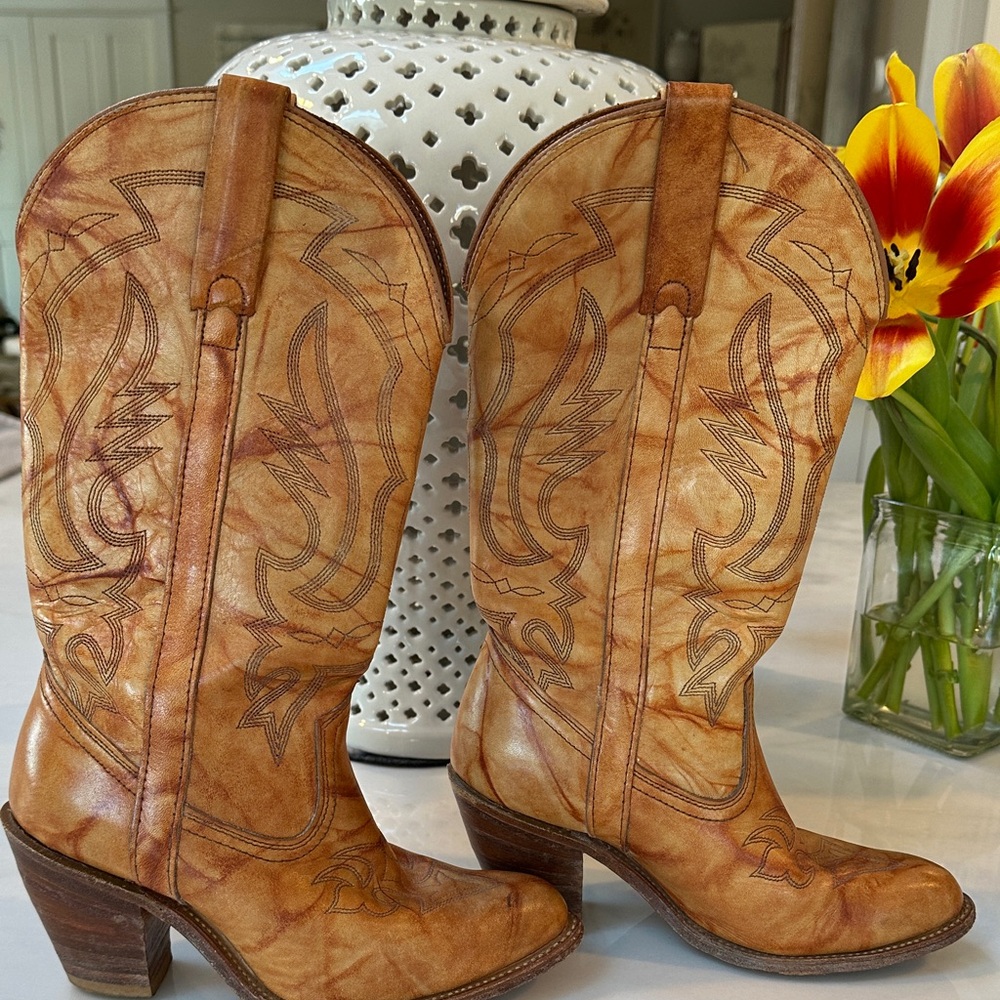 Tan Western Cowboy Boots
